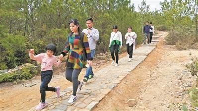 广东各地推出“过年限定版”文化盛宴 助群众乐享春节假期(图3)