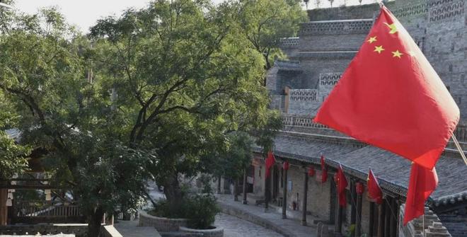 总书记牵挂的村庄｜涅槃重生满庭芳(图2)
