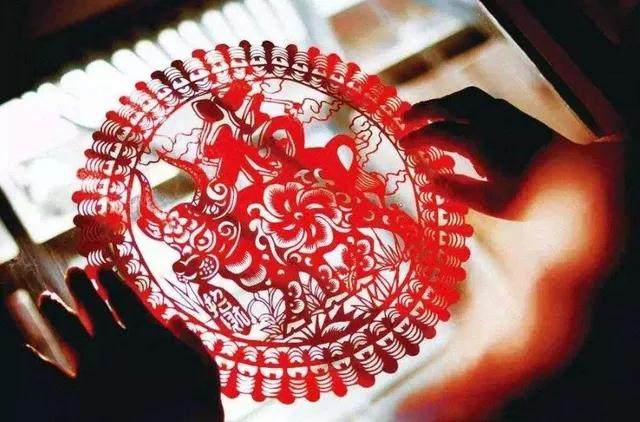 华夏杰顶墙丨这些春节装饰让你家年味十足！(图2)