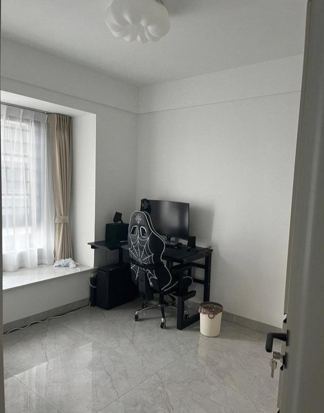 辛苦半年新房终于入住全屋简单装修整体效果非常满意很开心(图6)