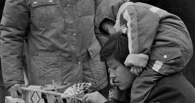 70-80年代的春节大家心目中被公认为最有年味的你有同感吗(图5)