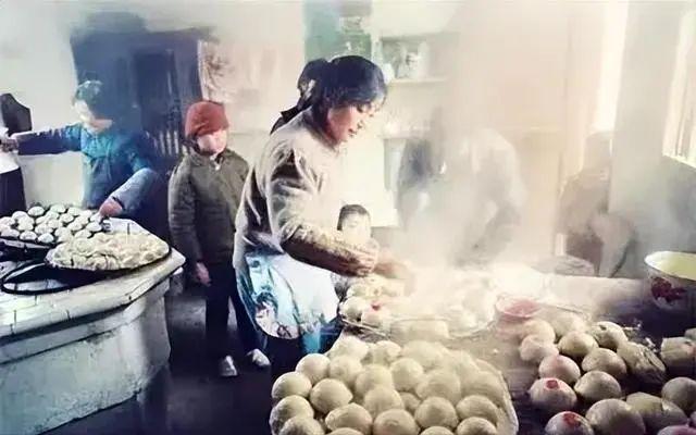 70-80年代的春节大家心目中被公认为最有年味的你有同感吗(图10)