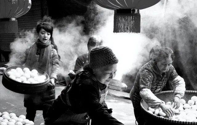 70-80年代的春节大家心目中被公认为最有年味的你有同感吗(图9)