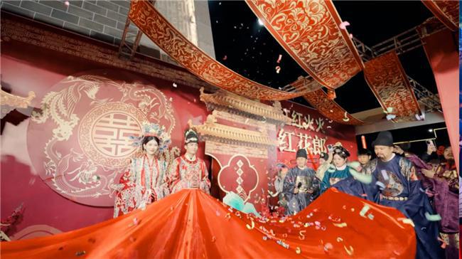 祭出一揽子“春节工具” 红花郎领跑红火征程(图4)
