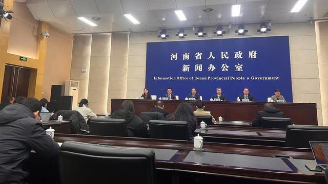 大象早报｜2025河南中招政策有变；河南一地官宣春节可放烟花；12306开启学生预约购票服务专区(图6)