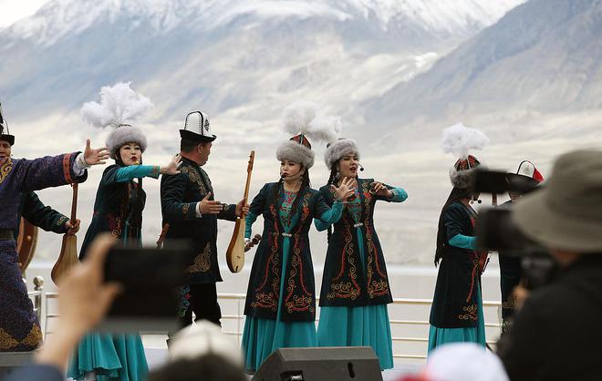 图集｜2025第一个世界非遗版春节！笑辞龙去喜迎蛇来(图36)