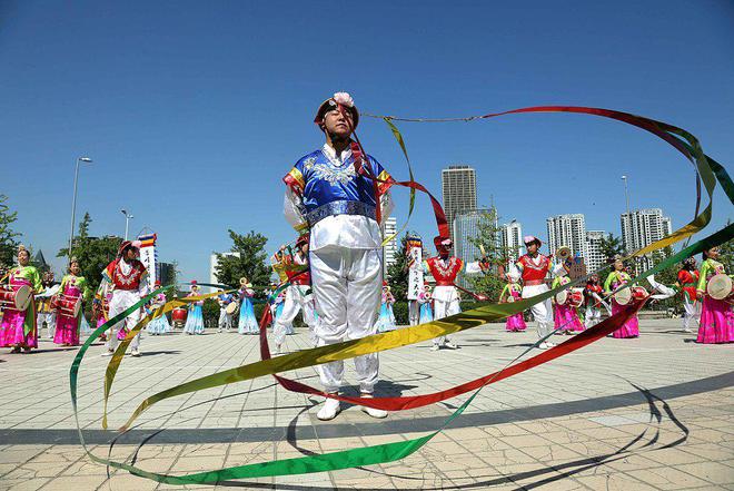 图集｜2025第一个世界非遗版春节！笑辞龙去喜迎蛇来(图25)