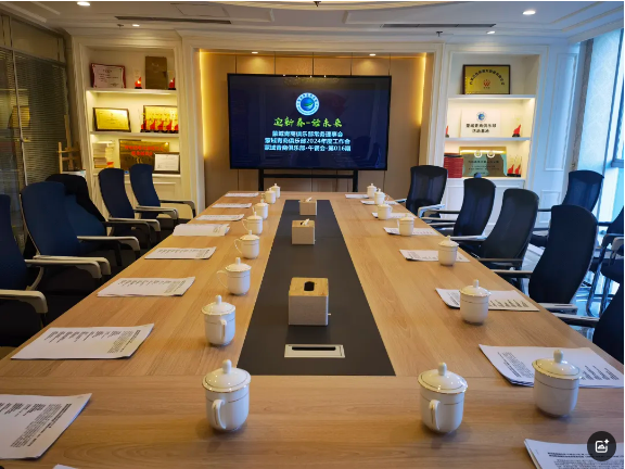 迎新春-话未来│蒙域青商俱乐部主席团举行2024年工作会│俱乐部午餐会第016期│走进众信博锐能源科技│深度探寻企业家突破成长(图2)