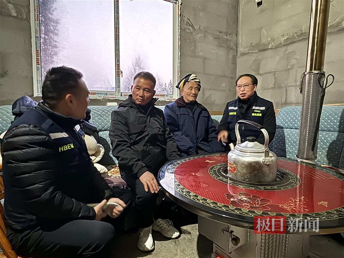 湖北390户因灾倒房户搬进新家过新年重建户：生活又看到了希望(图3)
