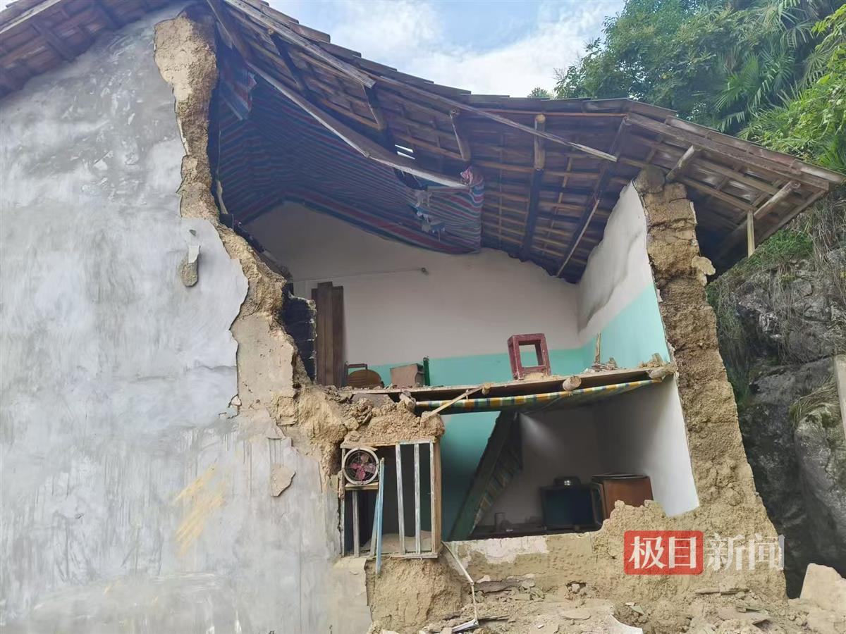 湖北390户因灾倒房户搬进新家过新年重建户：生活又看到了希望(图9)