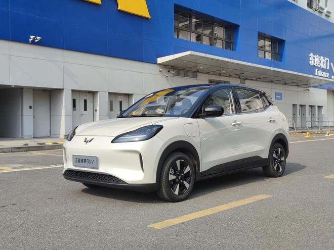 五菱新年首降510km的纯电SUV只需898万就问卷不卷？(图2)