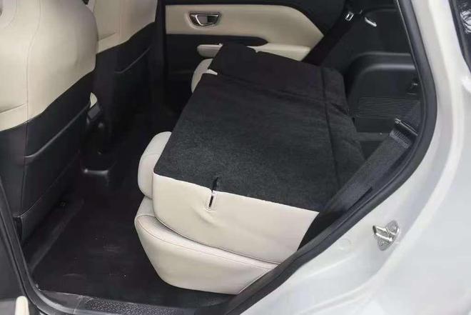 五菱新年首降510km的纯电SUV只需898万就问卷不卷？(图6)