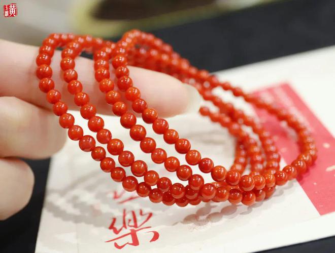 加持新年“红”运这件宝贝为蛇年添彩增色！(图6)