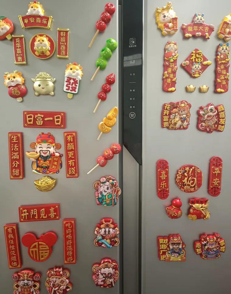 “年味消费”微观察｜春节“氛围组”这件小物“上大分”(图2)