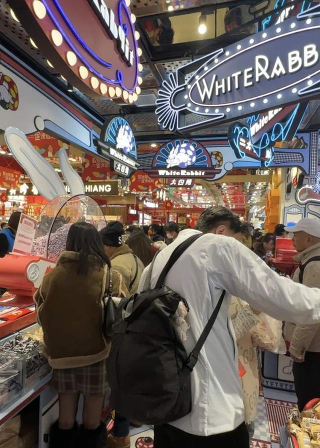 Hi上海 年货大采购！丝路好物、国货新年款、各地土特产还有文化年礼……随申Hi嗨买报告→(图6)