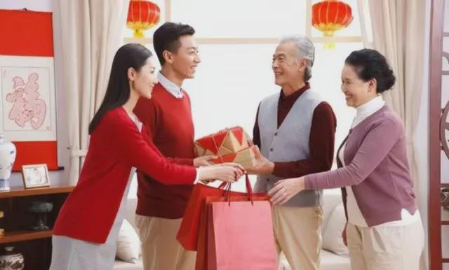 “过年5不送送错得罪人”过年送礼不能送什么？很多人不知道(图5)