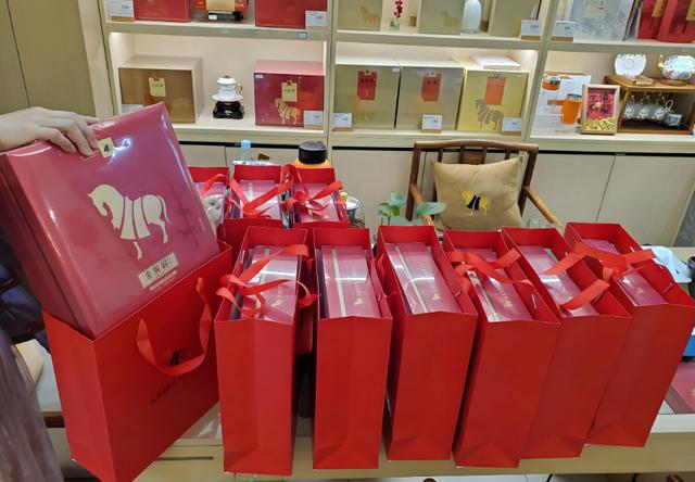 江苏人过年送礼“怪象”不见中华和茅台尤其喜欢送这4种礼物(图3)