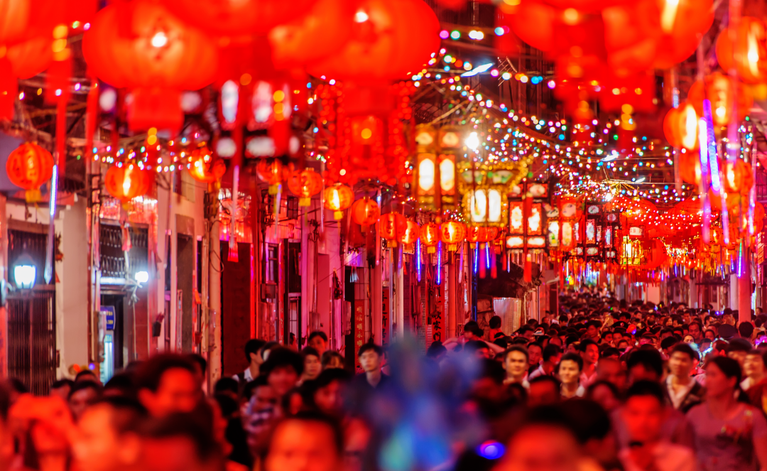 【文化中国行·我们的春节】非遗春节里的浪漫传承(图2)