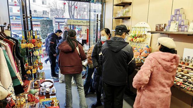 【特别关注】天小仙文创店春节期间人气爆棚 地方文化与特色产品受热捧！(图4)