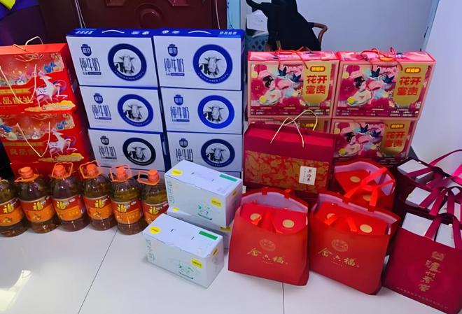 北京人拜年有意思不见果匣子反而喜欢“这5种”礼物(图2)