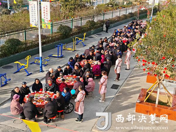 汉中市宁强县敬老院春节氛围浓厚欢庆蛇年佳节(图6)