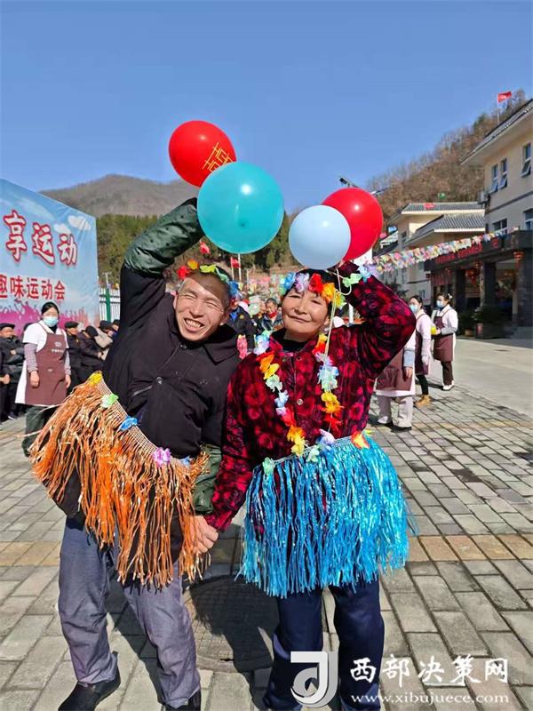 汉中市宁强县敬老院春节氛围浓厚欢庆蛇年佳节(图9)