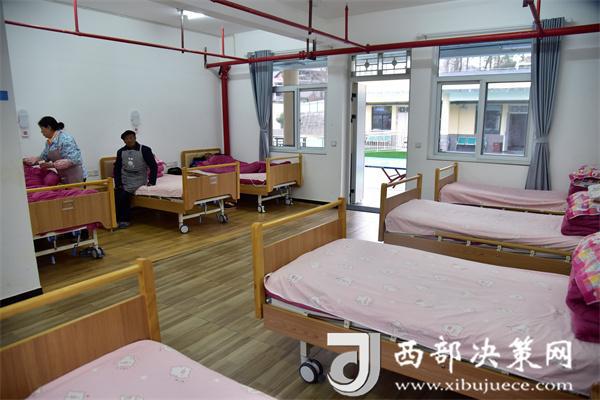 汉中市宁强县敬老院春节氛围浓厚欢庆蛇年佳节(图11)