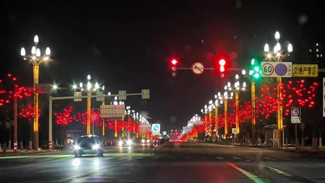 烟台2025新春赏花灯最全攻略来啦！一起感受满城浓浓年味(图3)