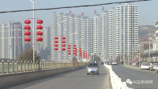 西秀区：春节氛围营造亮点纷呈 城市街景焕然一新(图1)