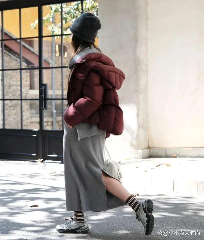 小个子不到155过年想穿羽绒服的就记住3个显高新年氛围穿搭法(图4)