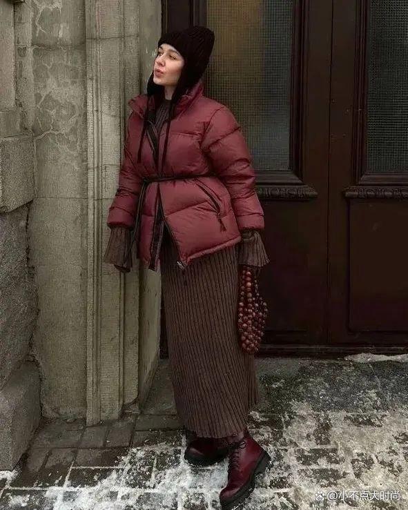 小个子不到155过年想穿羽绒服的就记住3个显高新年氛围穿搭法(图5)