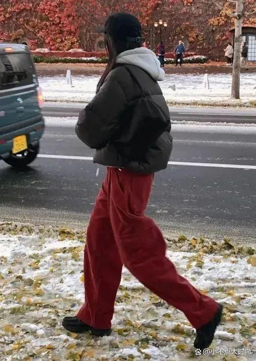 小个子不到155过年想穿羽绒服的就记住3个显高新年氛围穿搭法(图6)