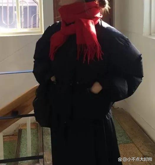 小个子不到155过年想穿羽绒服的就记住3个显高新年氛围穿搭法(图9)