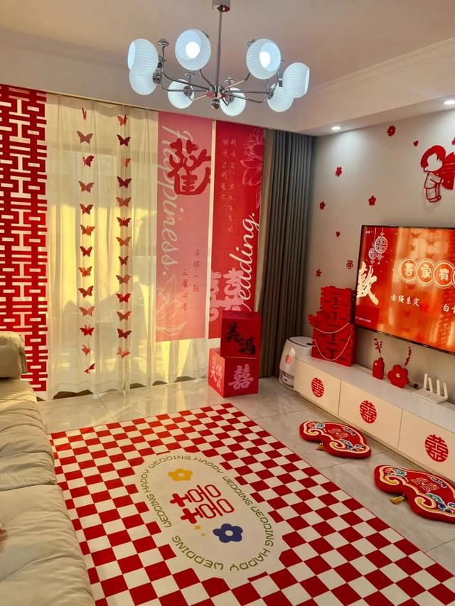 27岁女孩晒出结婚布置的婚房因太喜庆而走红朋友们都羡慕了(图5)
