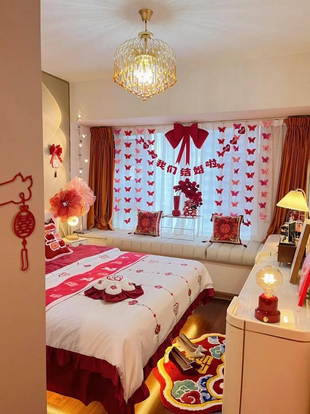 27岁女孩晒出结婚布置的婚房因太喜庆而走红朋友们都羡慕了(图6)