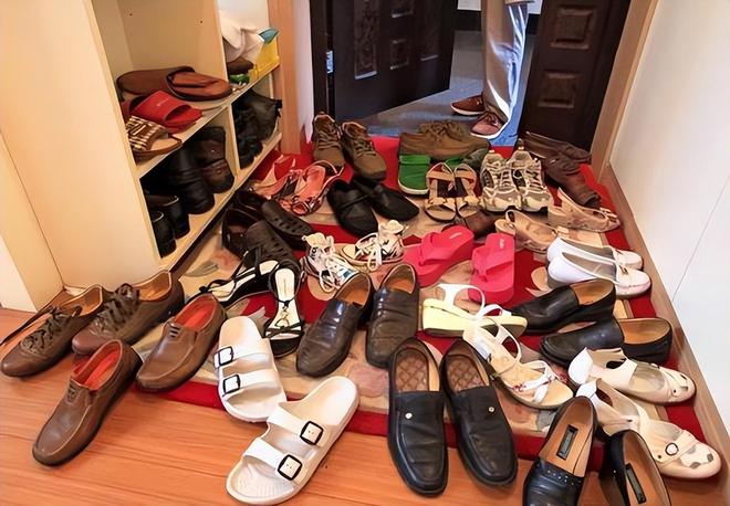 俗话说：“财不入脏屋”家里有这5种物品一定要尽早处理掉！(图1)