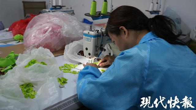 “毛绒绒”的风刮到了博物馆千余款毛绒文创来自扬州(图2)