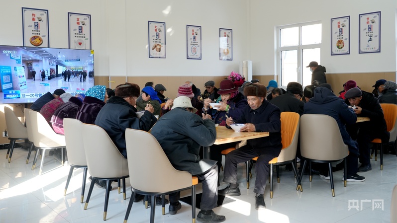 【人民城市·温情中国】金田草滩新村的新年愿望：搬入新家 种满鲜花(图9)
