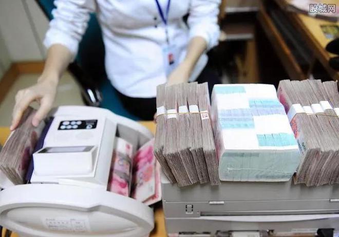 为什么逢年过节给领导送礼的越来越少了？这7个现象让人意外！(图1)