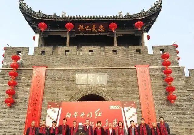 沈鹏新作5米长联受瞩目风格大变网友评：岁月使书更老练(图4)