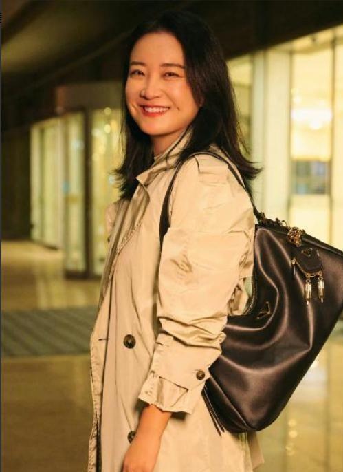 全网恭喜！“消失”近1年后被综艺“开除”的贾玲升级新身份(图15)