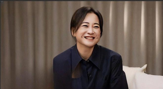 全网恭喜！“消失”近1年后被综艺“开除”的贾玲升级新身份(图18)