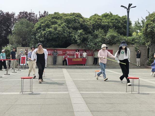 传承端午文化郑州月季公园趣味活动助力民俗传承(图2)