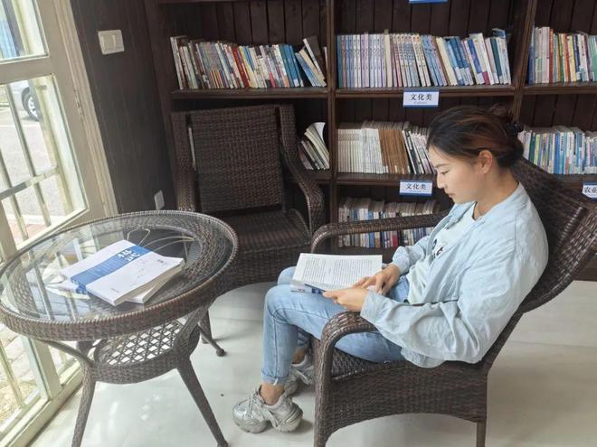 西秀区杨武乡有个农家书屋让乡村“书”适圈与美好“乡阅”(图2)