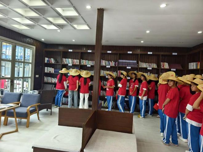 西秀区杨武乡有个农家书屋让乡村“书”适圈与美好“乡阅”(图6)