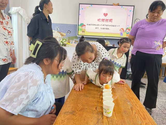 宜宾市南溪区南溪街道中心幼儿园开展“六一”儿童节亲子活动(图2)