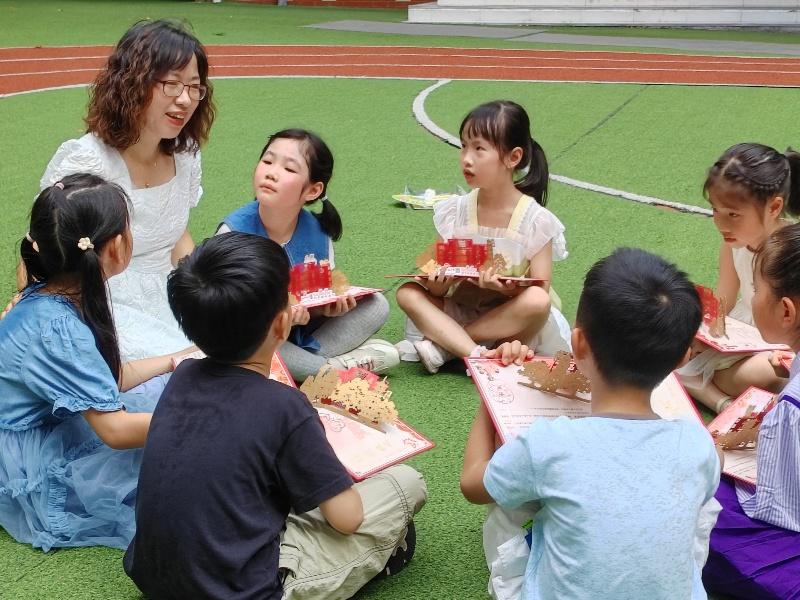 新学期开学礼：地域文化浸润童心 科技思政铸魂育人(图2)