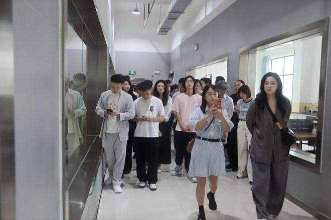 青年“企二代”在万德隆、想念、牧原学透实战逻辑 青创会南阳研学(图6)