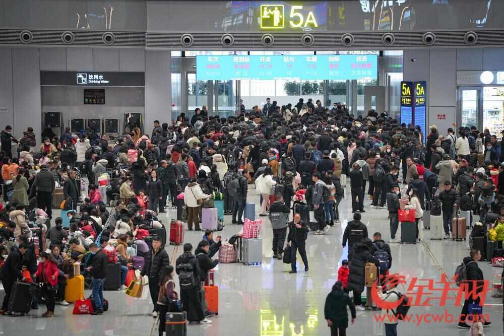 视频+图集｜新潮年味归乡路！直击广东各大交通枢纽春运首日盛况(图3)