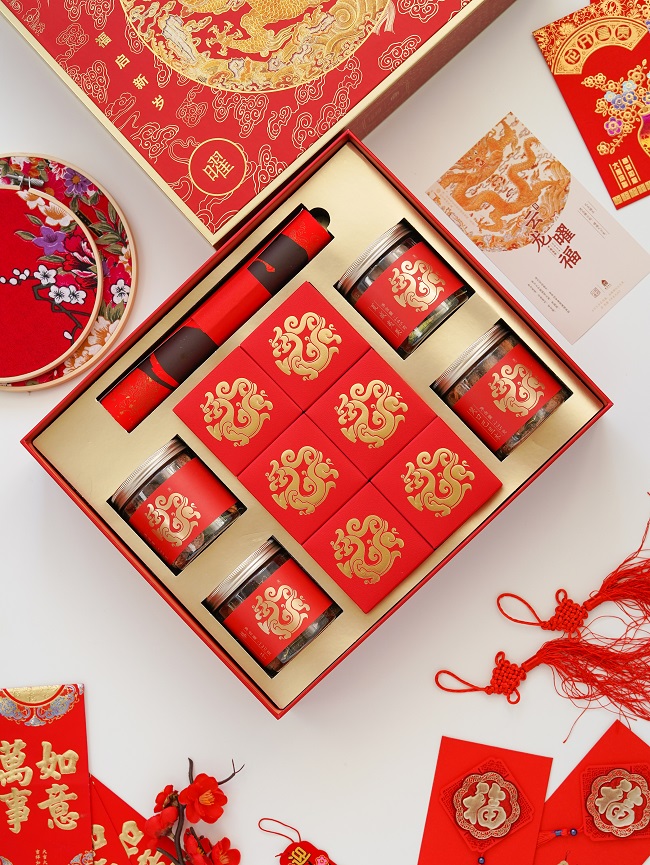 春节将至 马元素商品已热销 世界超市年味上“马”(图1)